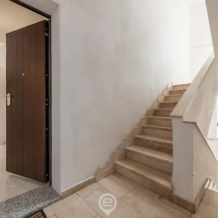 Aurora's * كالياري